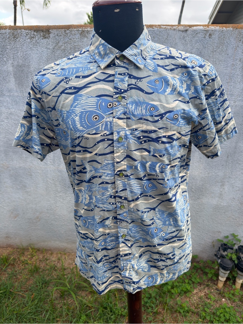PreOwned Kahala Hawaiian Print Multicolored Full Button Men's Medium